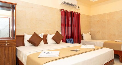 Hotel Amman Residency Room Type - Family Triple Bedroom AC