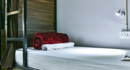 Hoztel Jaipur | Rooms & Dorms Room Type - Basic 1 Bed in 8 bed Mixed Dorm | Shared Common bathroom | Non Ac Hoztel Jaipur | Rooms & Dorms Room Type - Basic 1 Bed in 8 bed Mixed Dorm | Shared Common bathroom | Non Ac