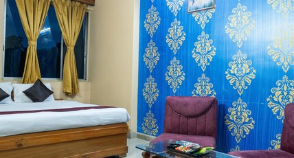 HOTEL TA-TIN Room Type - Deluxe Room