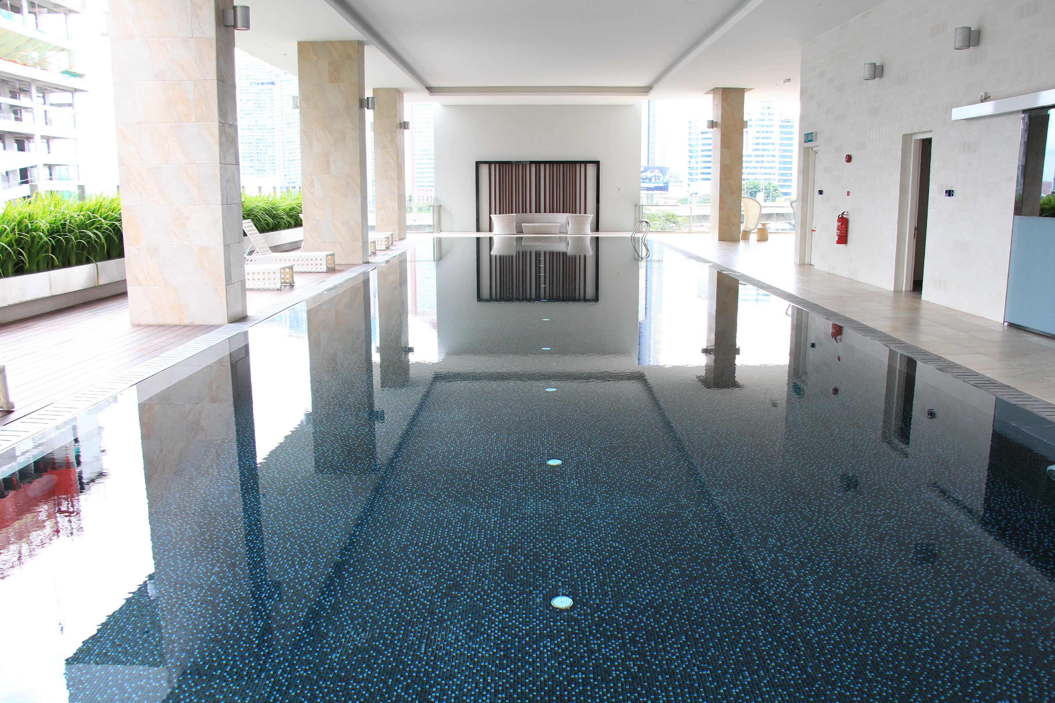 Mirage Residences - Tap to explore photos