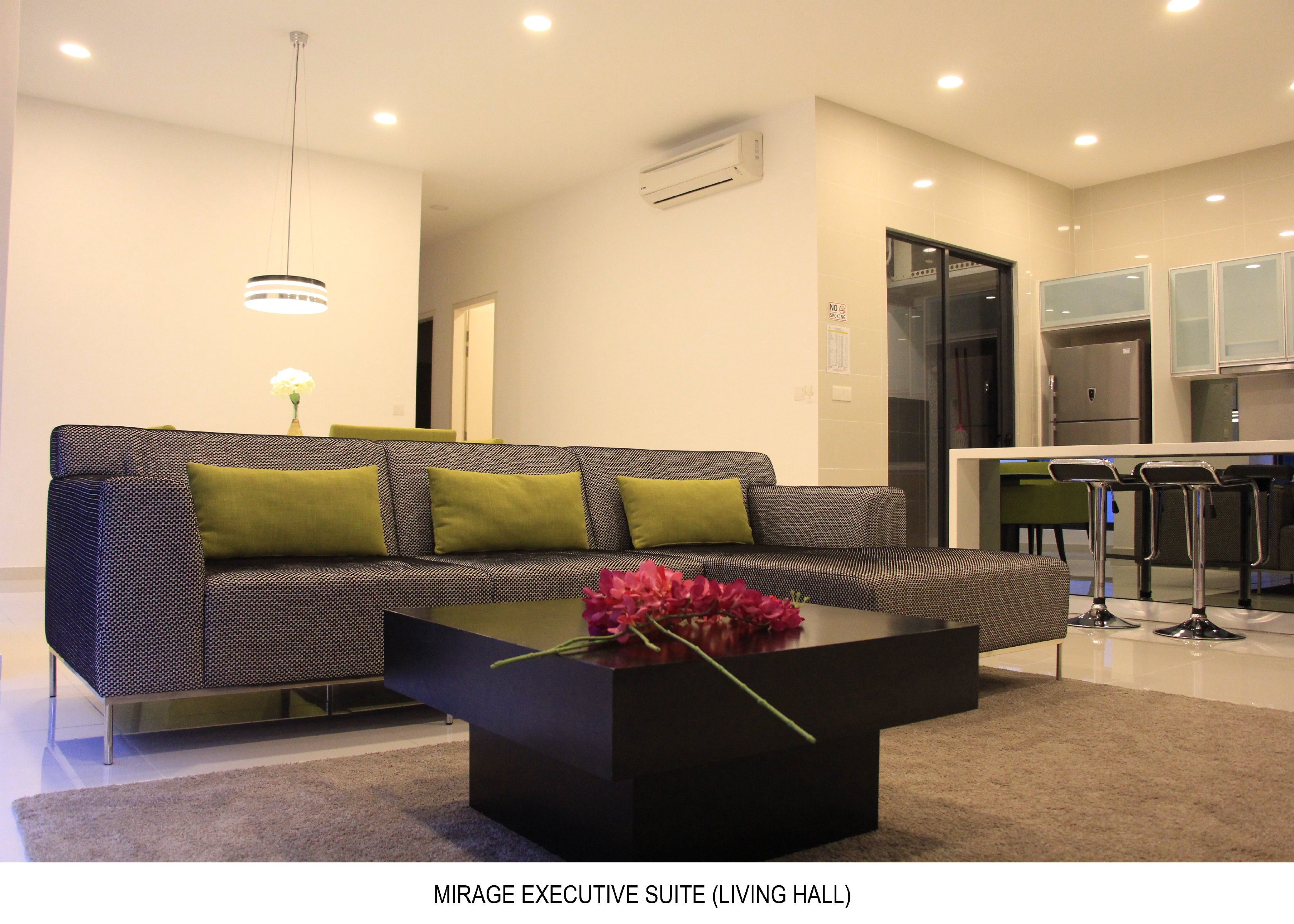 Mirage Residences - Tap to explore photos