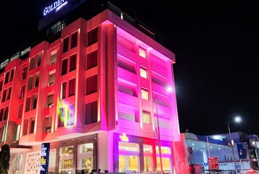 Golden Tulip Essential