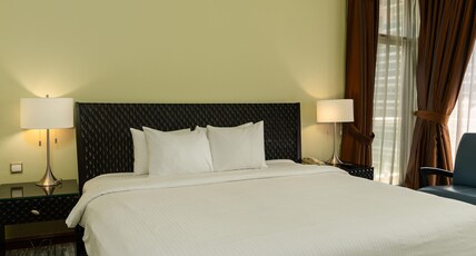 Oryx Hotel Room Type - Deluxe King Suite