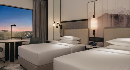 Hilton Singapore Orchard Room Type - Twin Executive Room with Lounge Access