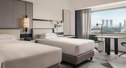 Hilton Singapore Orchard Room Type - Twin Deluxe High Floor City View Room