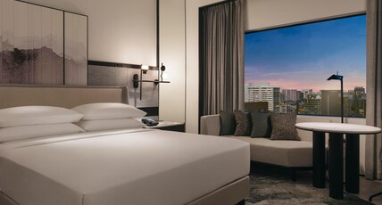Hilton Singapore Orchard Room Type - KING EXECUTIVE ROOM