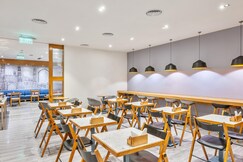 Holiday Inn Express Hyderabad Banjara Hills