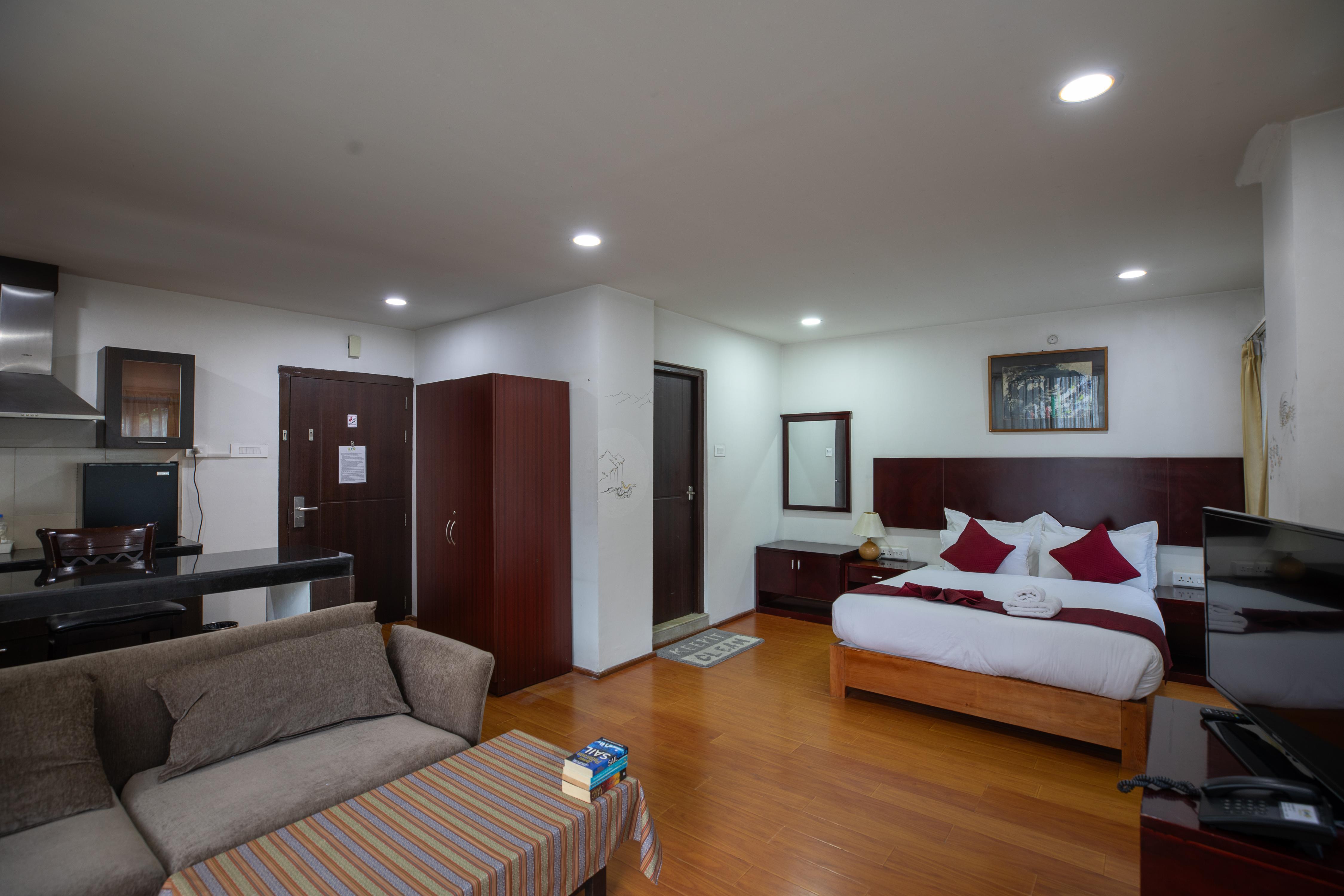 Dorji Elements Room Type - Suite Room