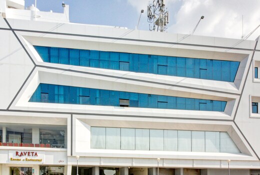 The Grand Raveta