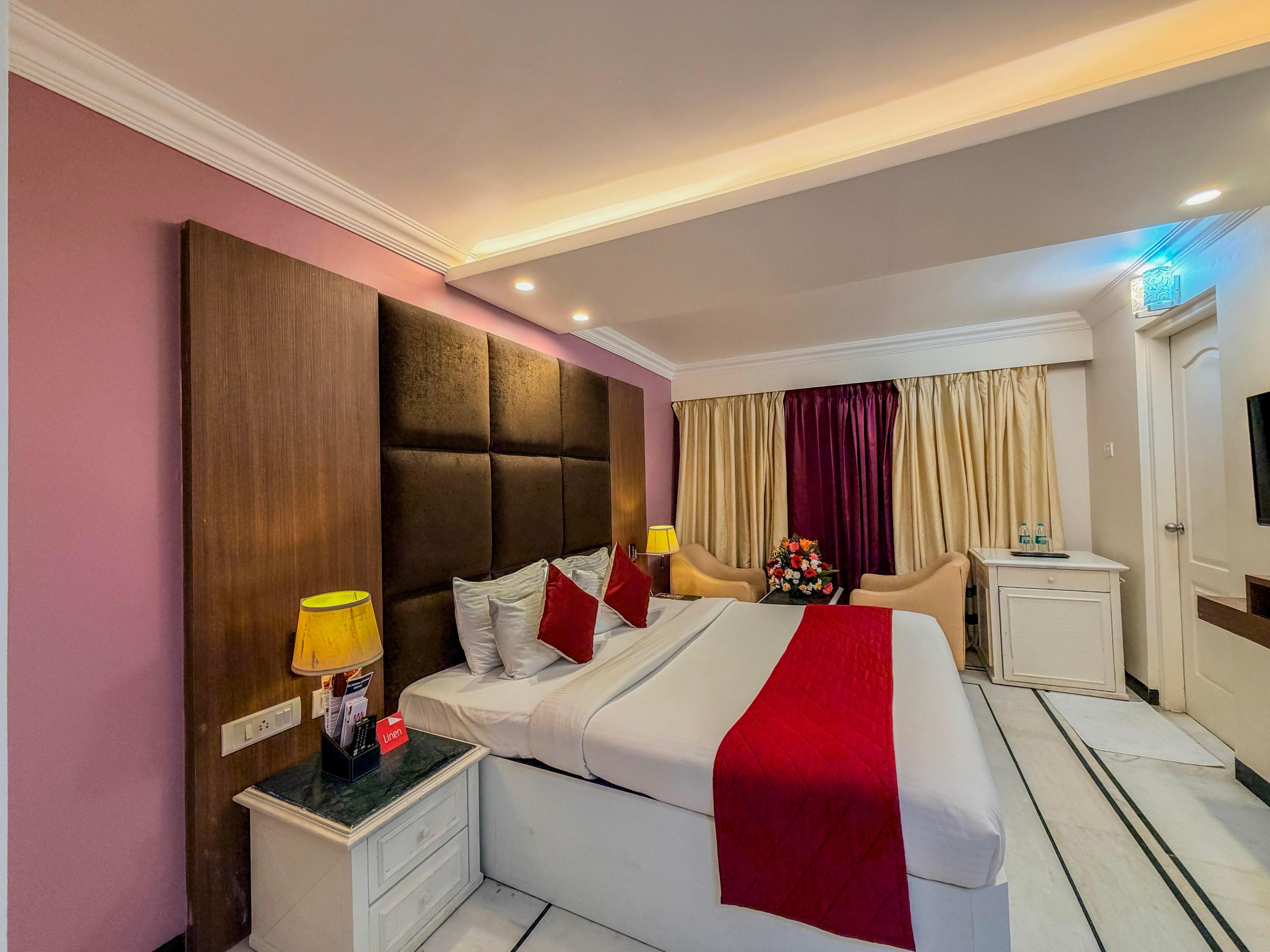 Zip By Spree Hotels Surabi International Vellore - Tap to explore photos
