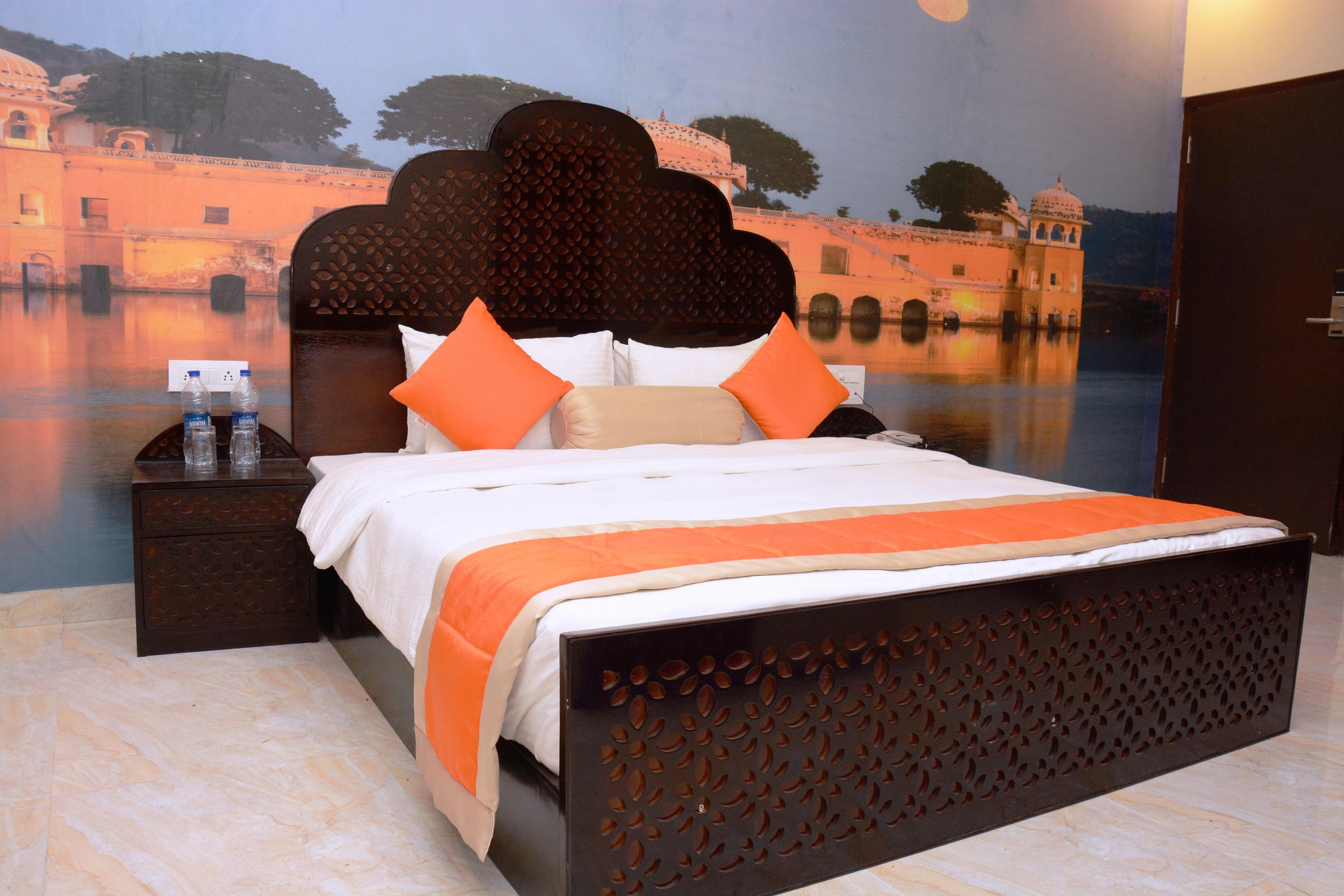 Veeva Hotels Ajmer Road Room Type - Suite Room