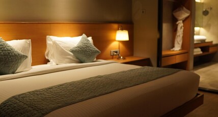 Kiranshree Grand Room Type - Grand Suite (With Balcony and Bathtub with 1 way Airport Transfer)