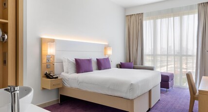 Premier Inn Dubai Ibn Battuta Mall Room Type - Non-Smoking - Superior Double Room Premier Inn Dubai Ibn Battuta Mall Room Type - Non-Smoking - Superior Double Room