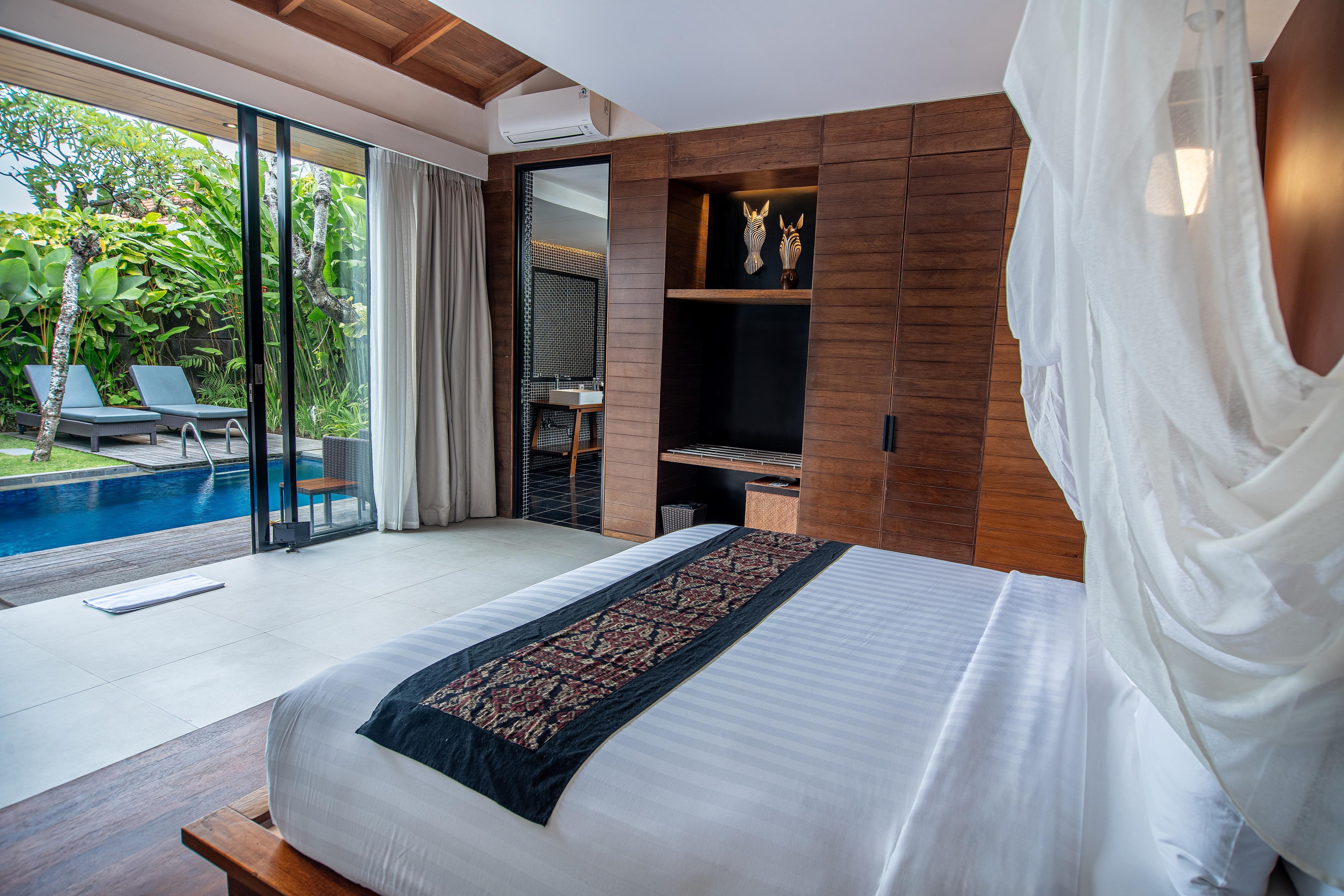 Abia Villa Legian - Tap to explore photos