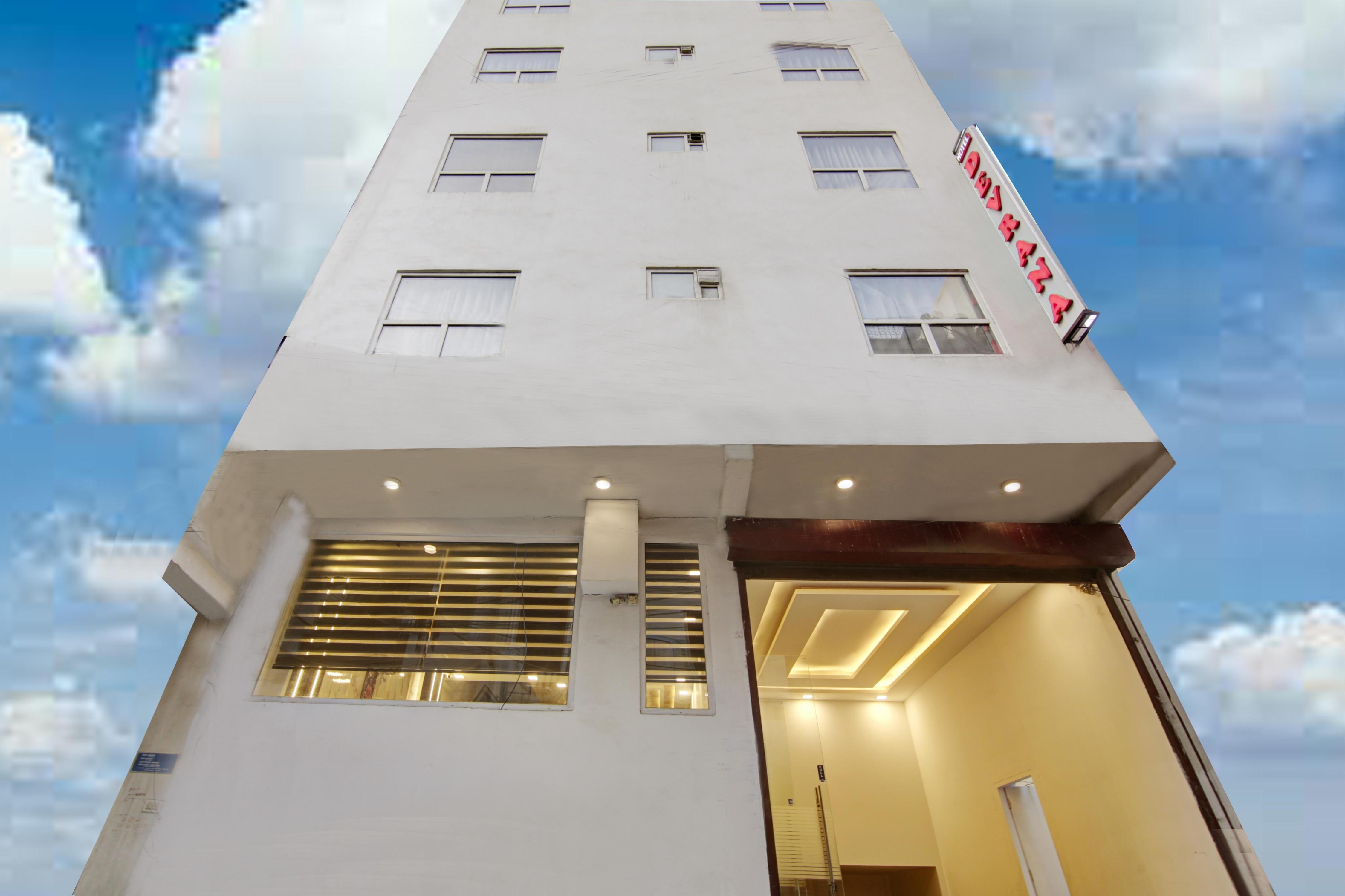 Hotel Devrana Delhi Airport - Tap to explore photos