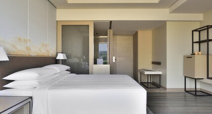 Indore Marriott Hotel Room Type - Standard King, Guest Room, 1 King Bed Indore Marriott Hotel Room Type - Standard King, Guest Room, 1 King Bed