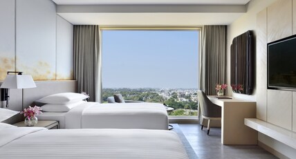 Indore Marriott Hotel Room Type - Standard Twin, Guest Room, 2 Twin/Single Beds Indore Marriott Hotel Room Type - Standard Twin, Guest Room, 2 Twin/Single Beds