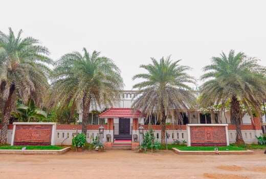 MOUNT RETREAT