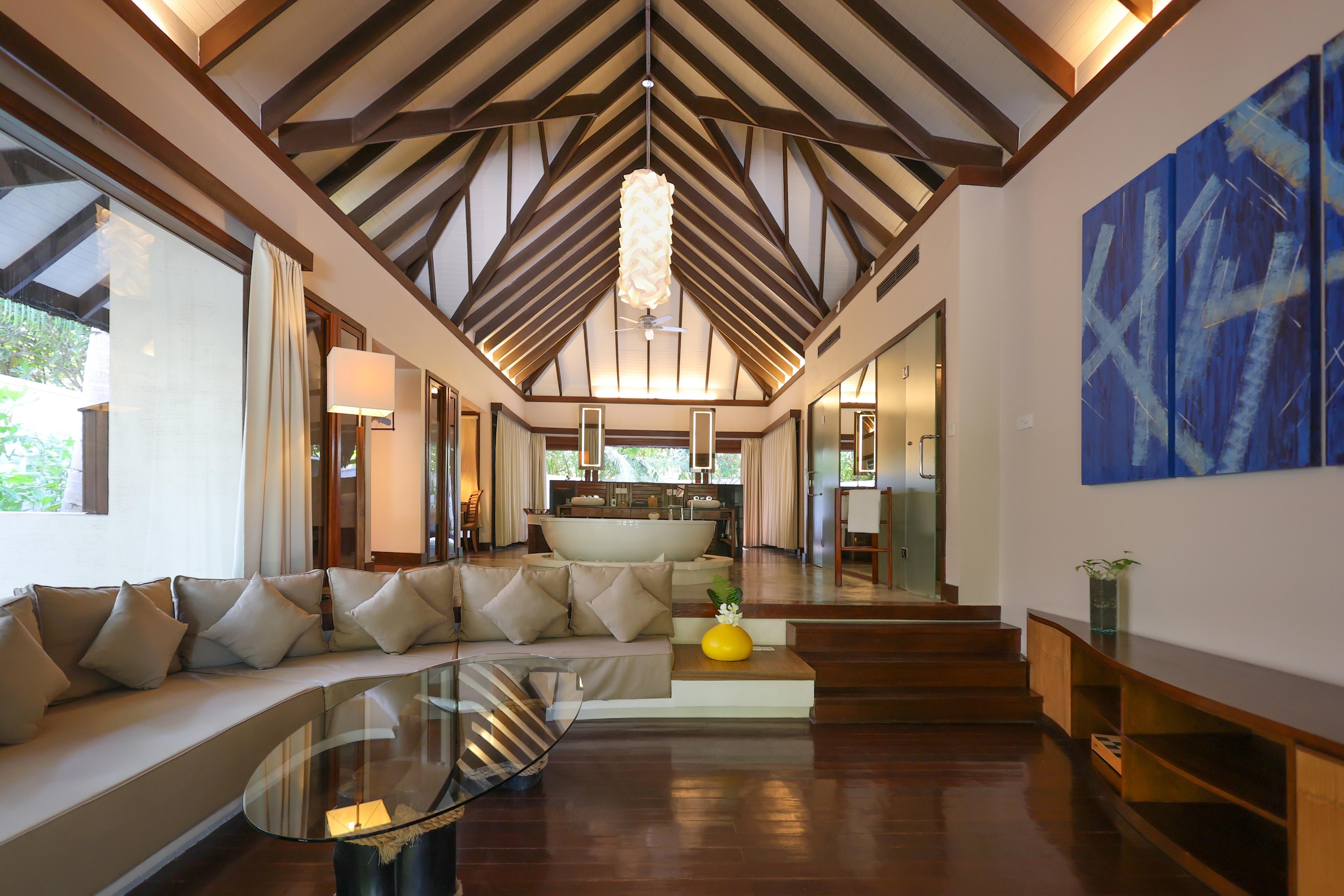 Coco Bodu Hithi - Free return speedboat on 5+nights, stay till 30th Sep'27, book by 15th Oct'26 - Tap to explore photos