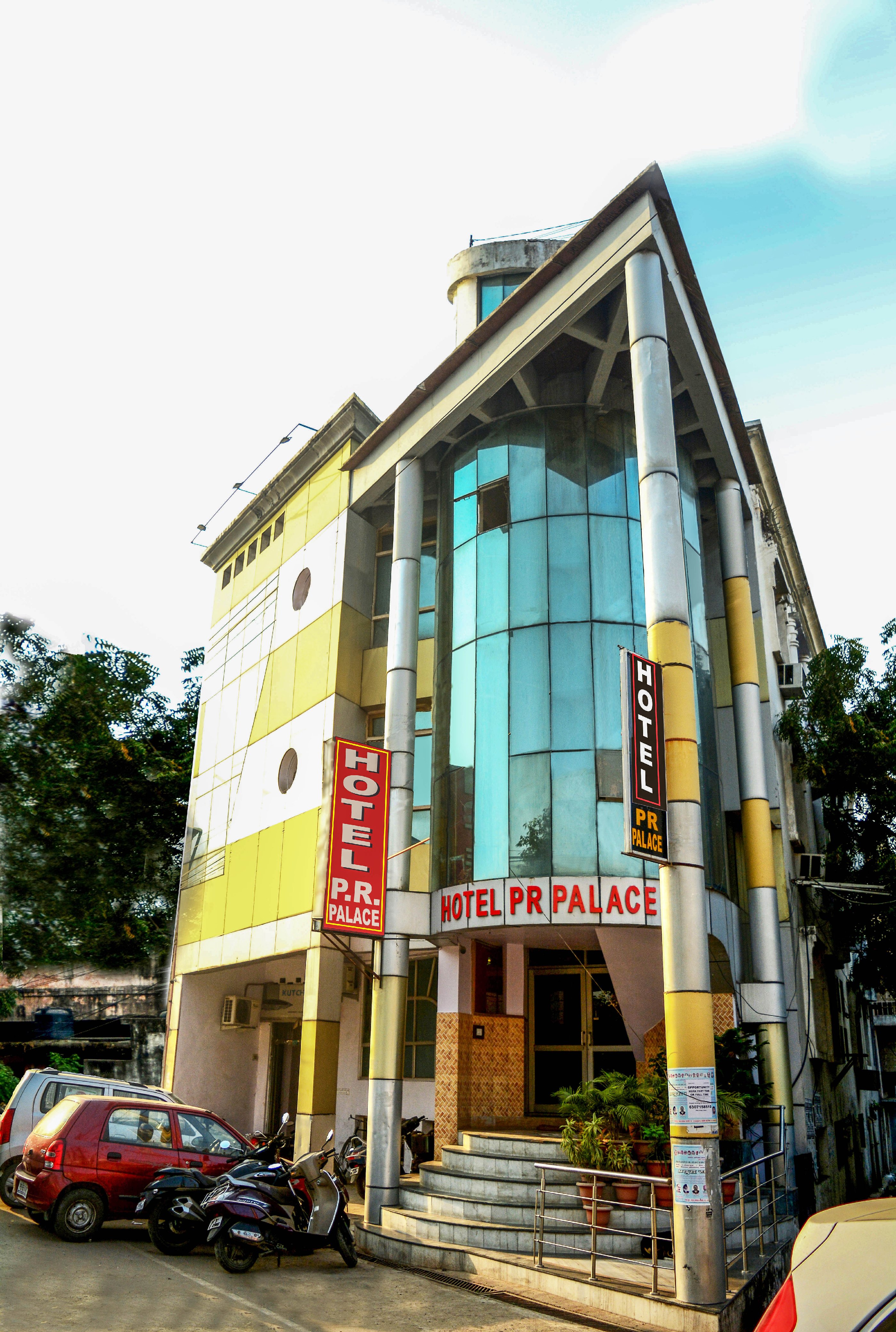 HOTEL P R PALACE - Tap to explore photos