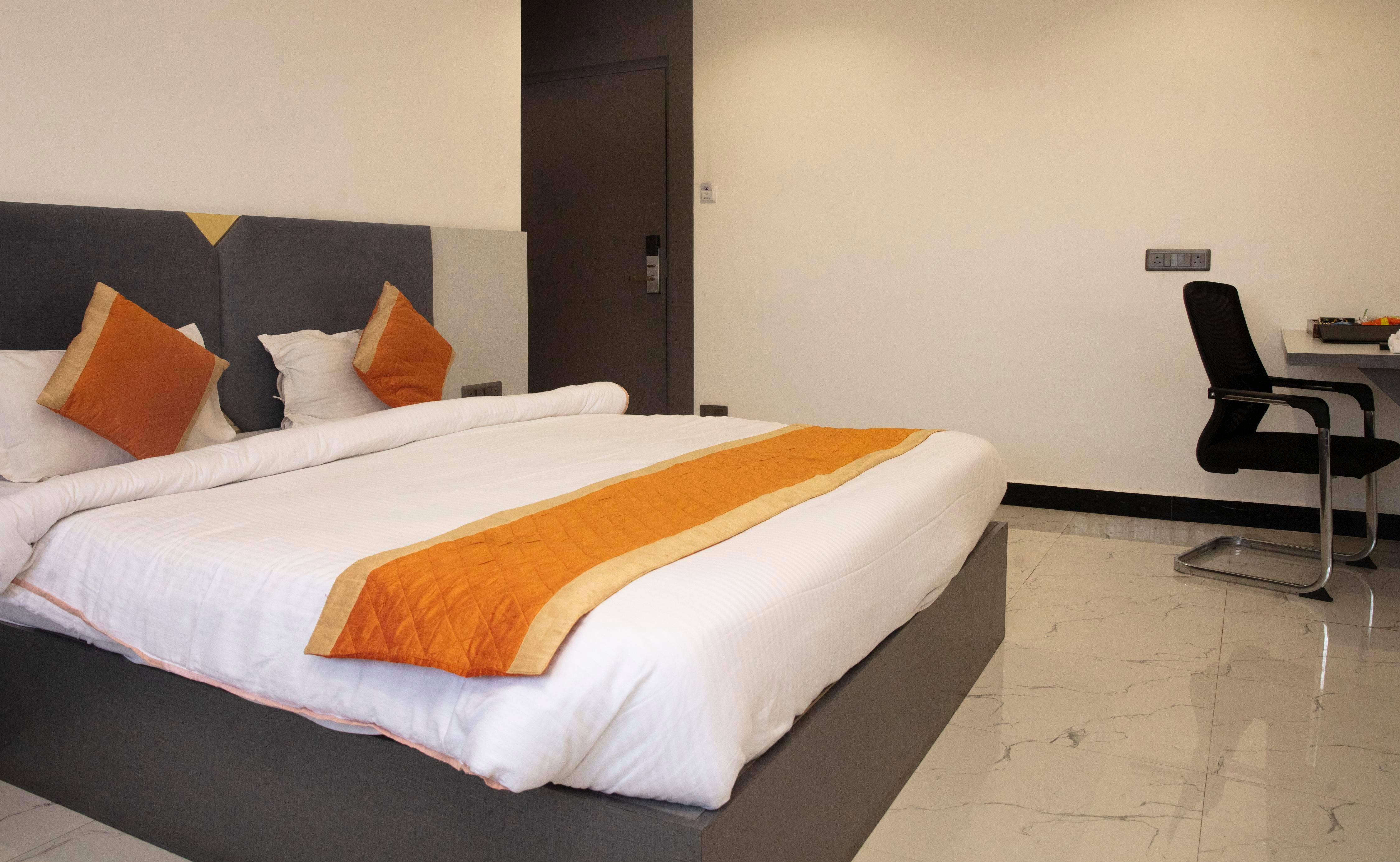 Sagar Raj Resort Room Type - Super Deluxe (Pool View)