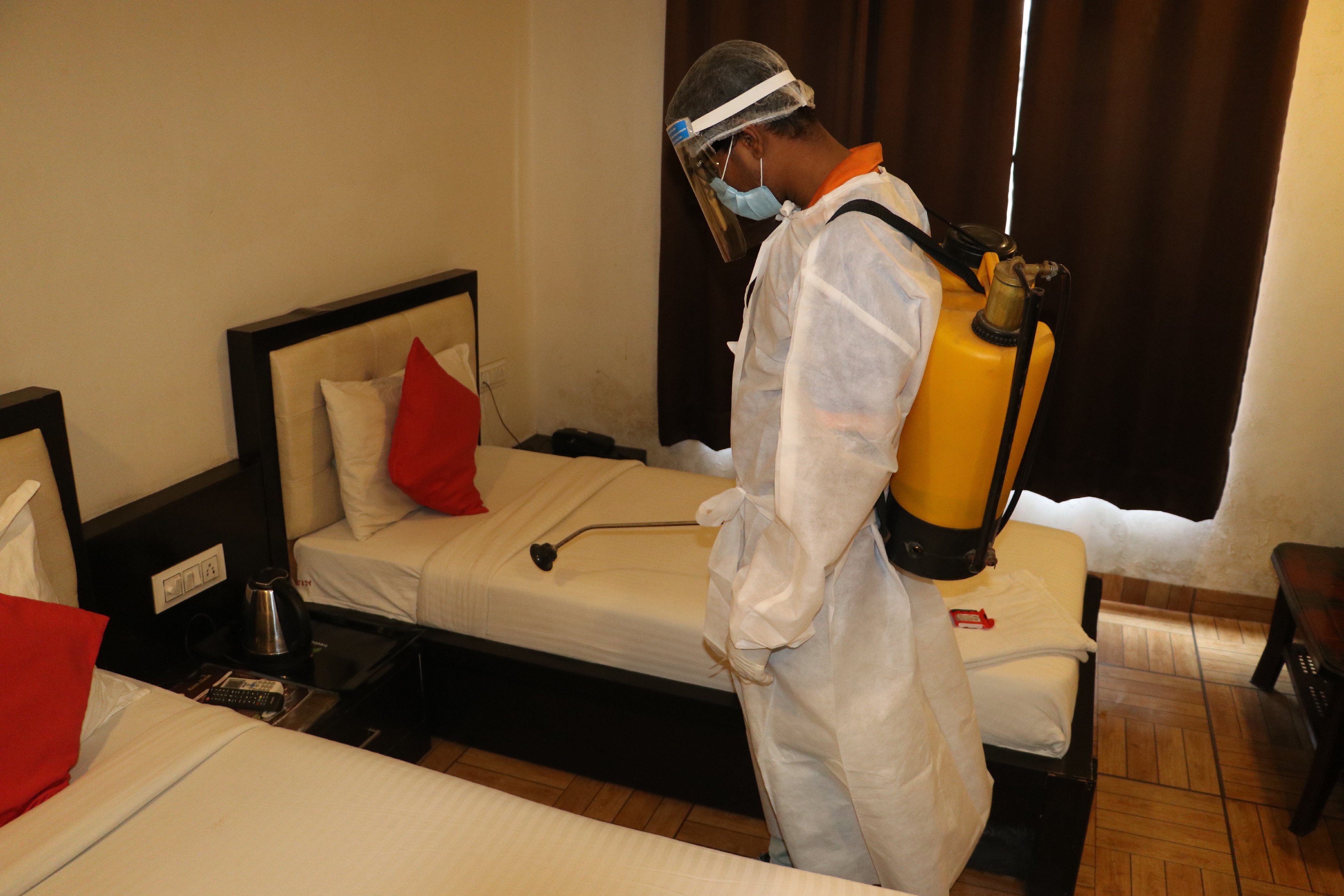 S24 Hotel - Tap to explore photos