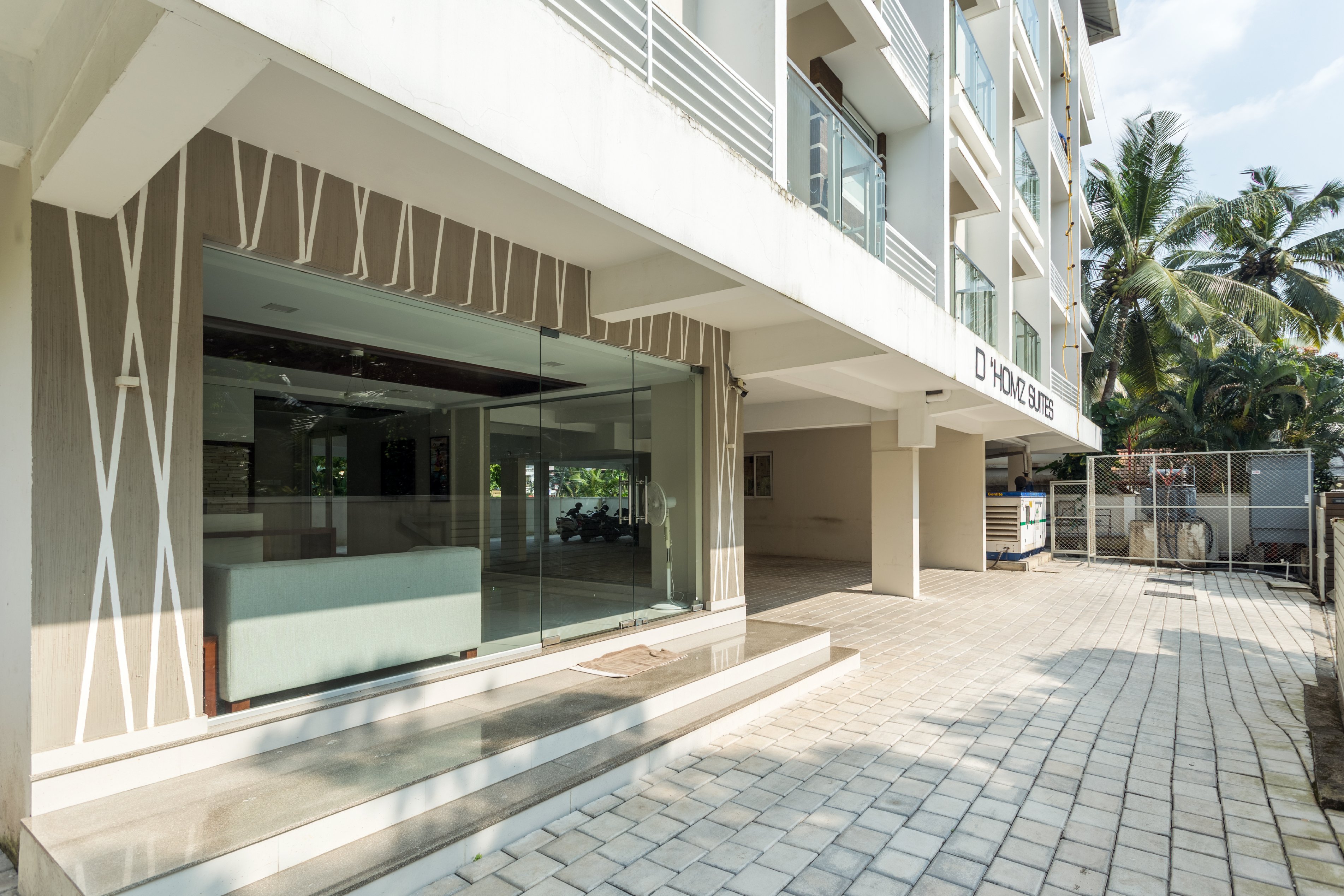 D Homz Suites