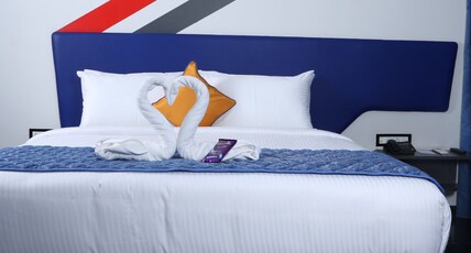 Days Inn & Suites by Wyndham Bengaluru Whitefield Room Type - 1 Queen Bed, Mobility Accessible Room, Roll-in Shower, Non-Smoking Days Inn & Suites by Wyndham Bengaluru Whitefield Room Type - 1 Queen Bed, Mobility Accessible Room, Roll-in Shower, Non-Smoking