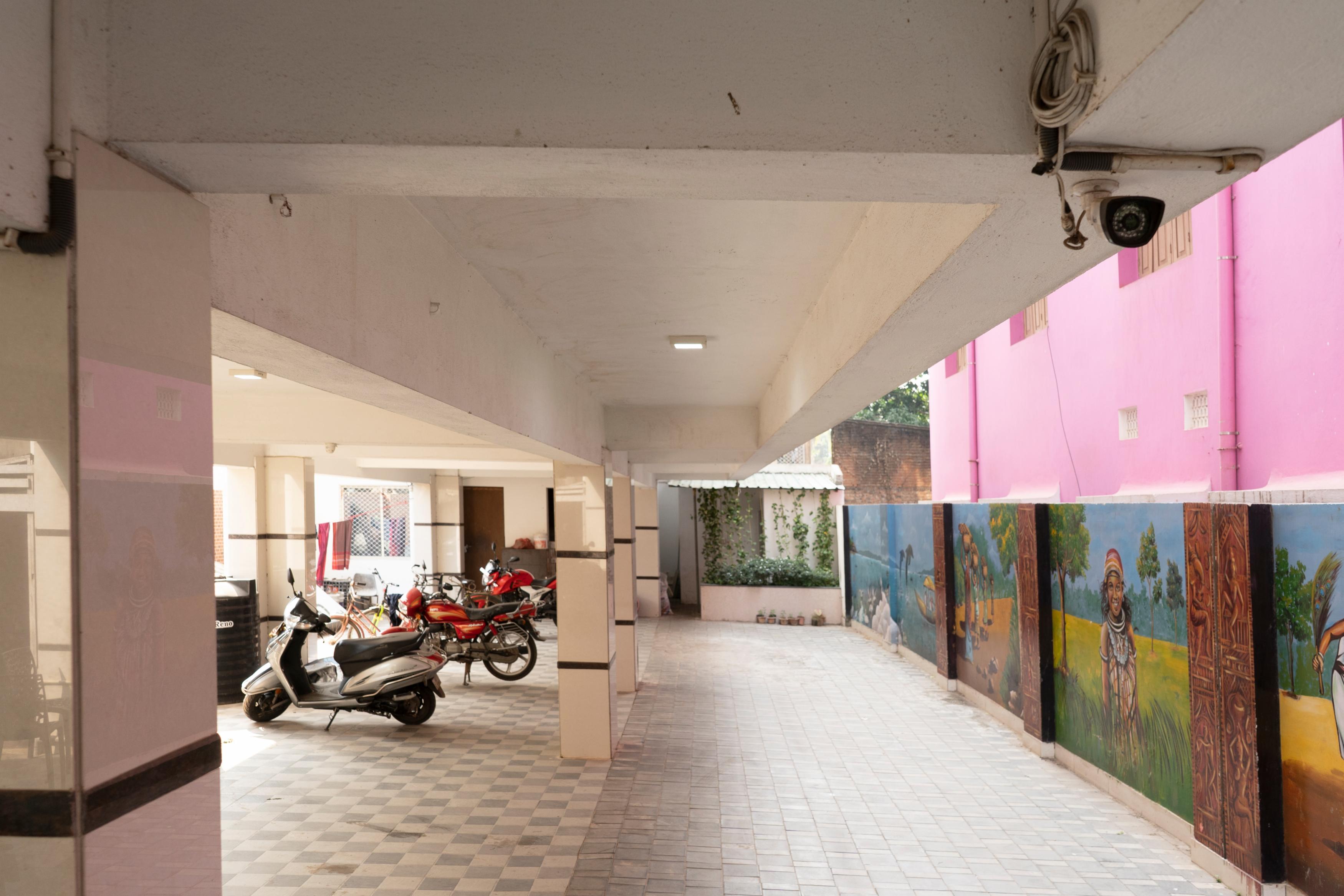 HOTEL GANGOTRI,900 METERS FROM JAGANNATH TEMPLE - Tap to explore photos