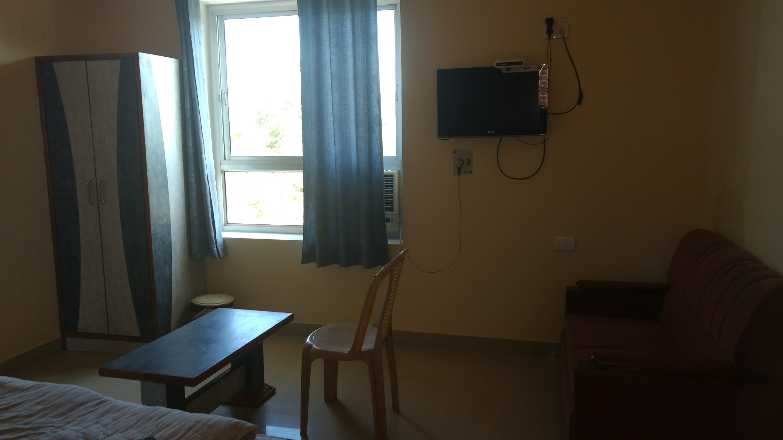 Hotel basant