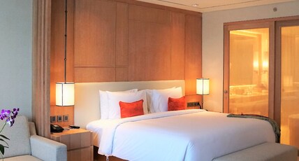 Aryaduta Bali Room Type - Deluxe Premier Double or Twin Room