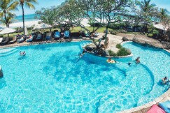 Grand Balisani Suites Hotel