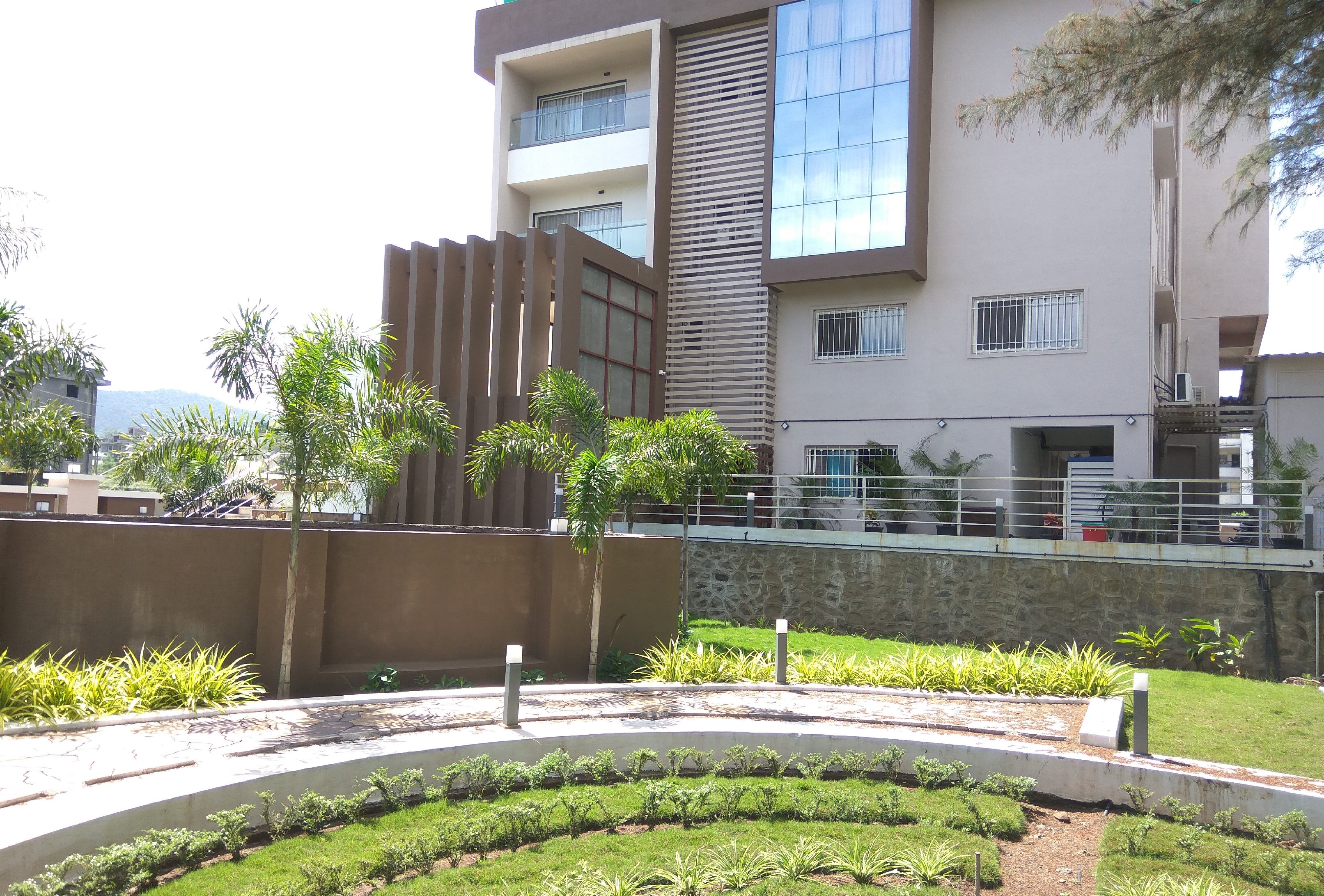Hotel Manasi Pride - Tap to explore photos