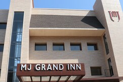Hotel MJ Grand Inn