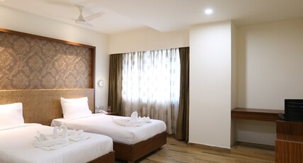 HOTEL SHUBHAM PALACE KARMANGHAT Room Type - Executive Room