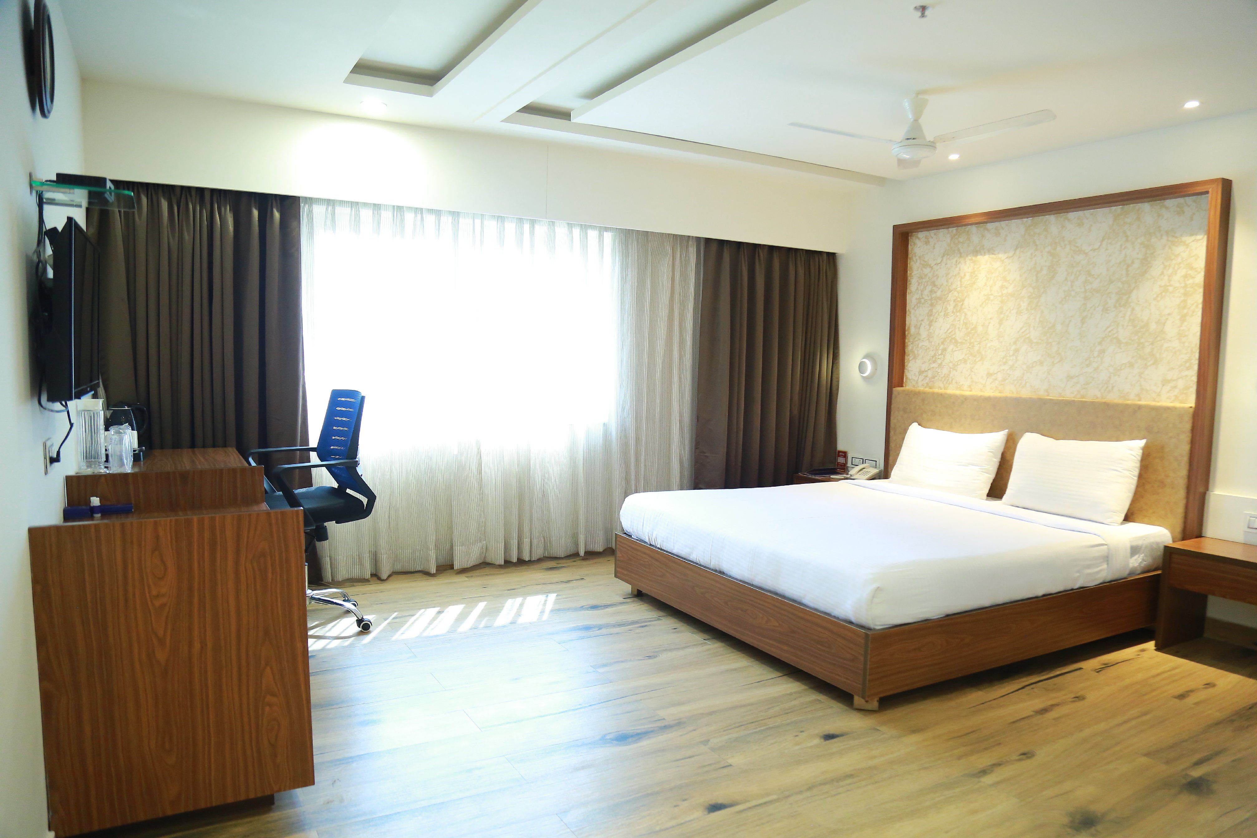 HOTEL SHUBHAM PALACE KARMANGHAT - Tap to explore photos