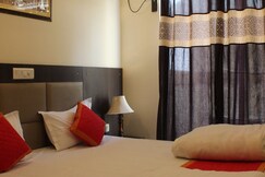 Hotel The Royal Park ( JS FOODS AND HOSPITALITY)