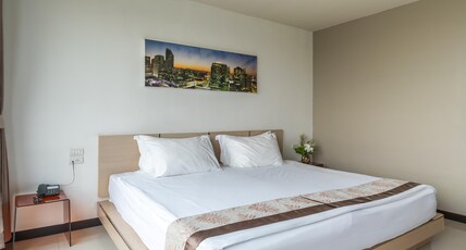 Beston Pattaya Room Type - Superior King  Room