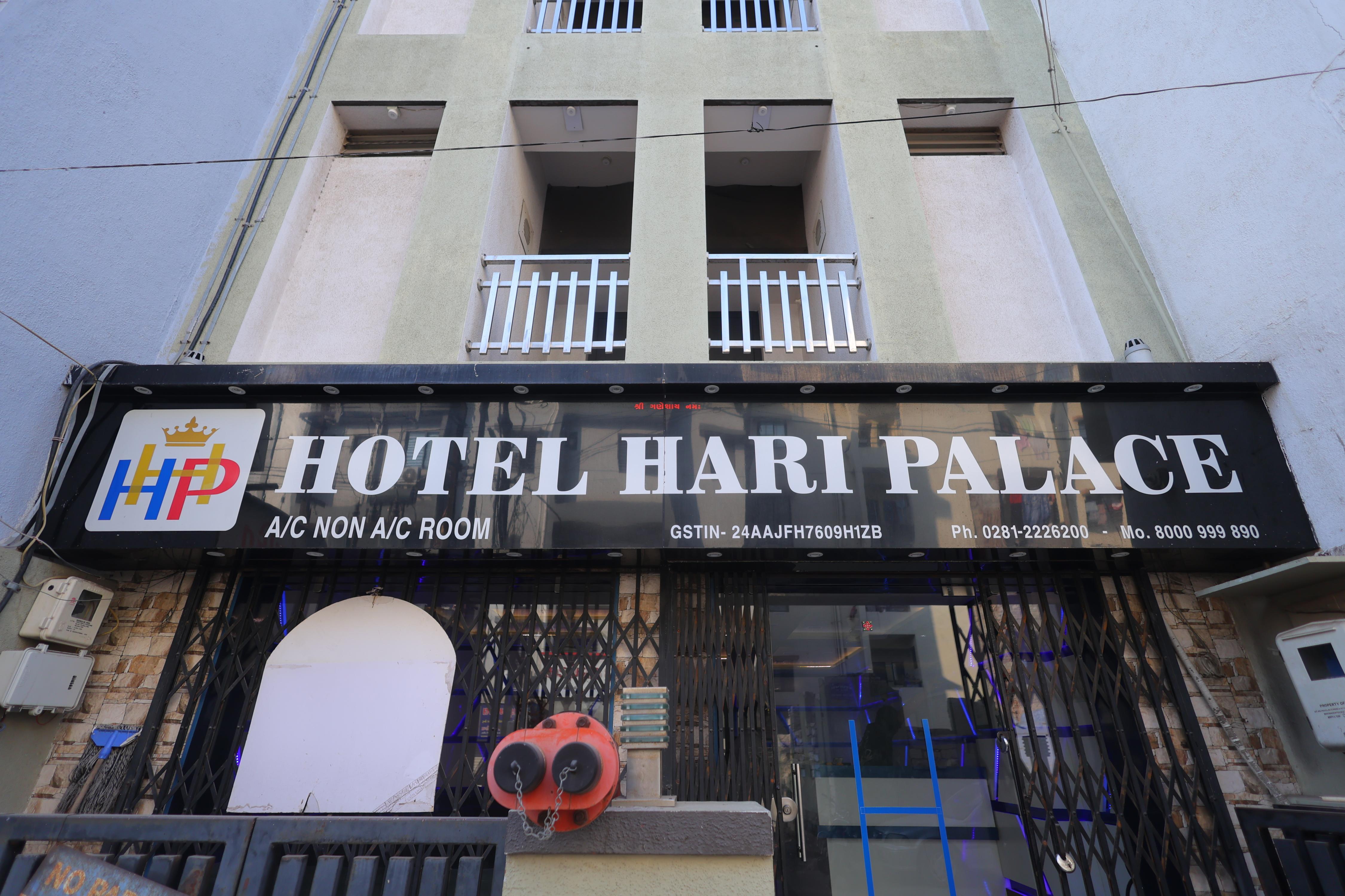 Hotel Hari Palace - Tap to explore photos