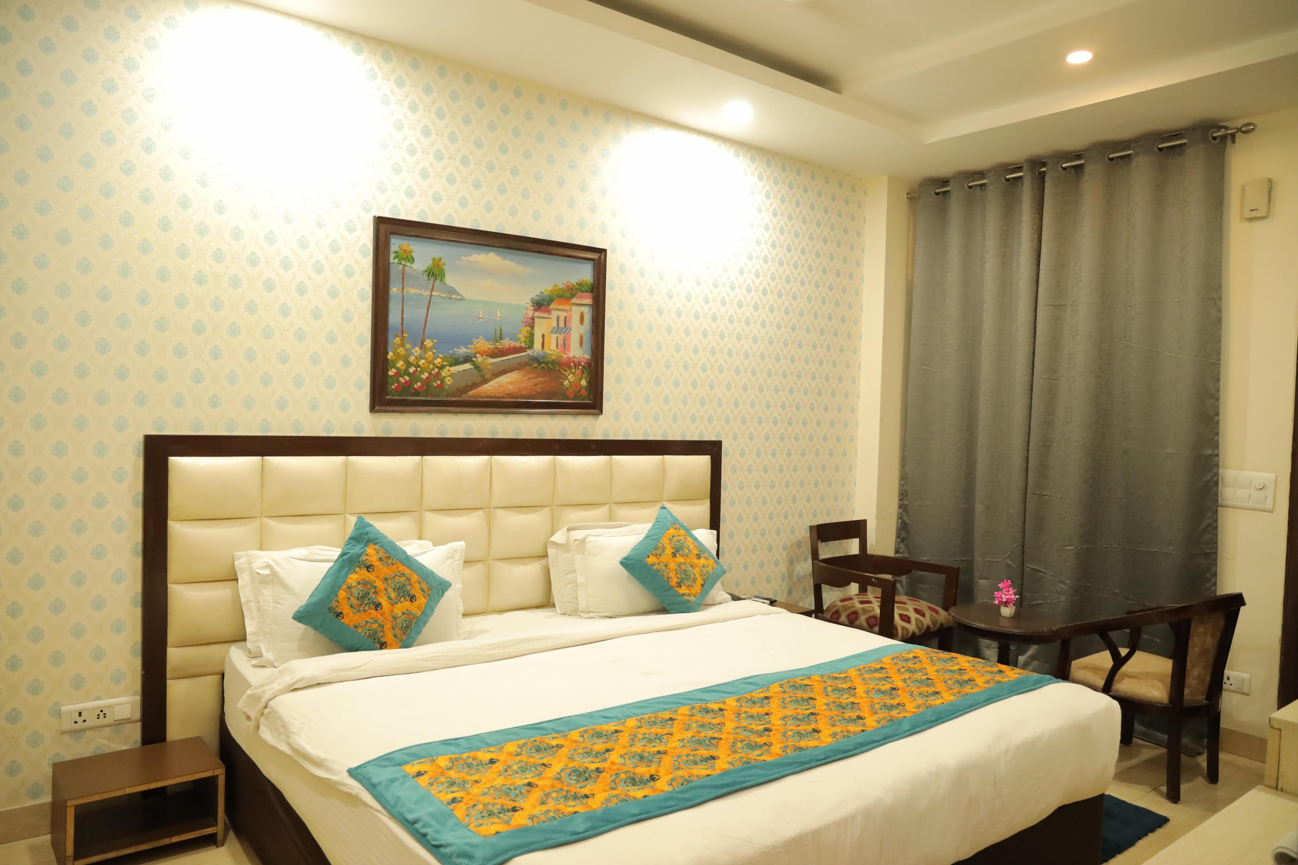 Hotel Nirvana Suites Jasola Room Type - Super Deluxe Room