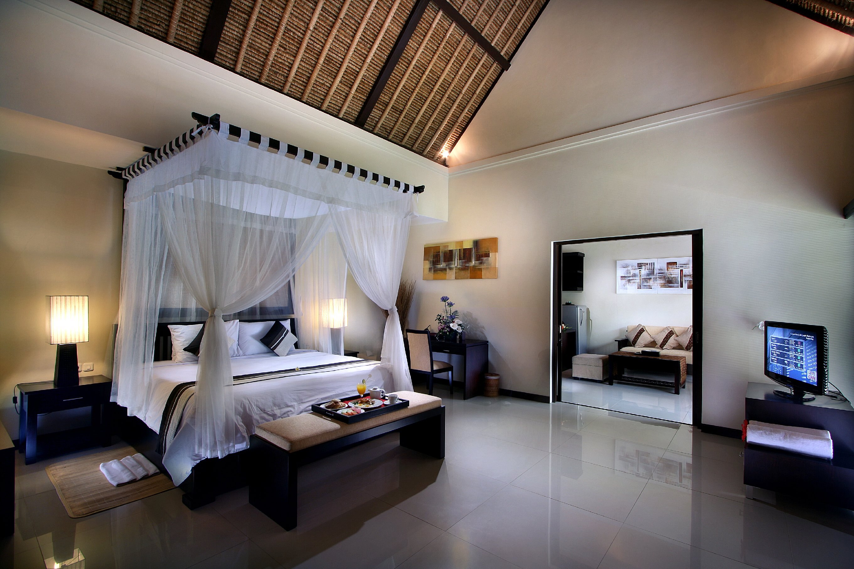 Bali Rich Villas - Tap to explore photos