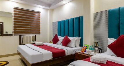 Hotel Shivam International 2 Min Walk From New Delhi Railway Station Room Type - Deluxe Triple Room family with Smart TV Hotel Shivam International 2 Min Walk From New Delhi Railway Station Room Type - Deluxe Triple Room family with Smart TV