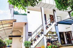 Anies Garden | Rooms in a Homestay