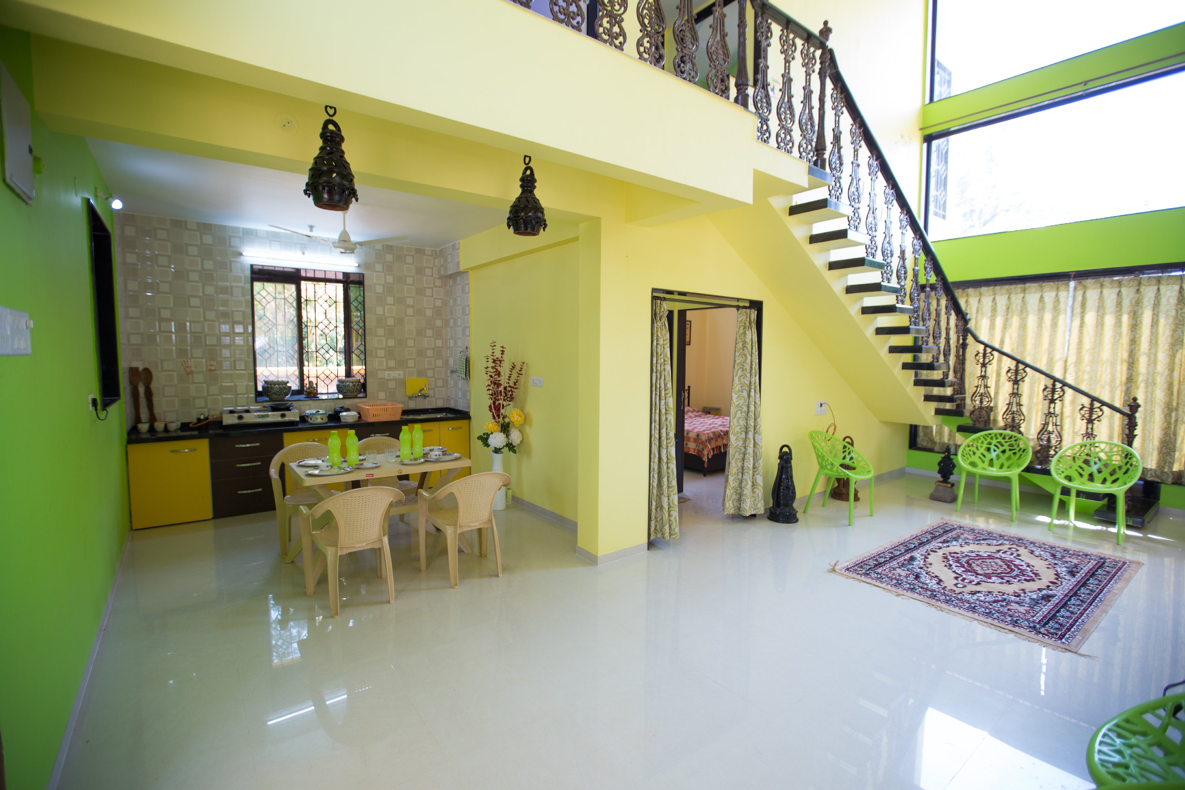 Amaltas Dormitory on Mahableshwar - Panchgani Road - Tap to explore photos