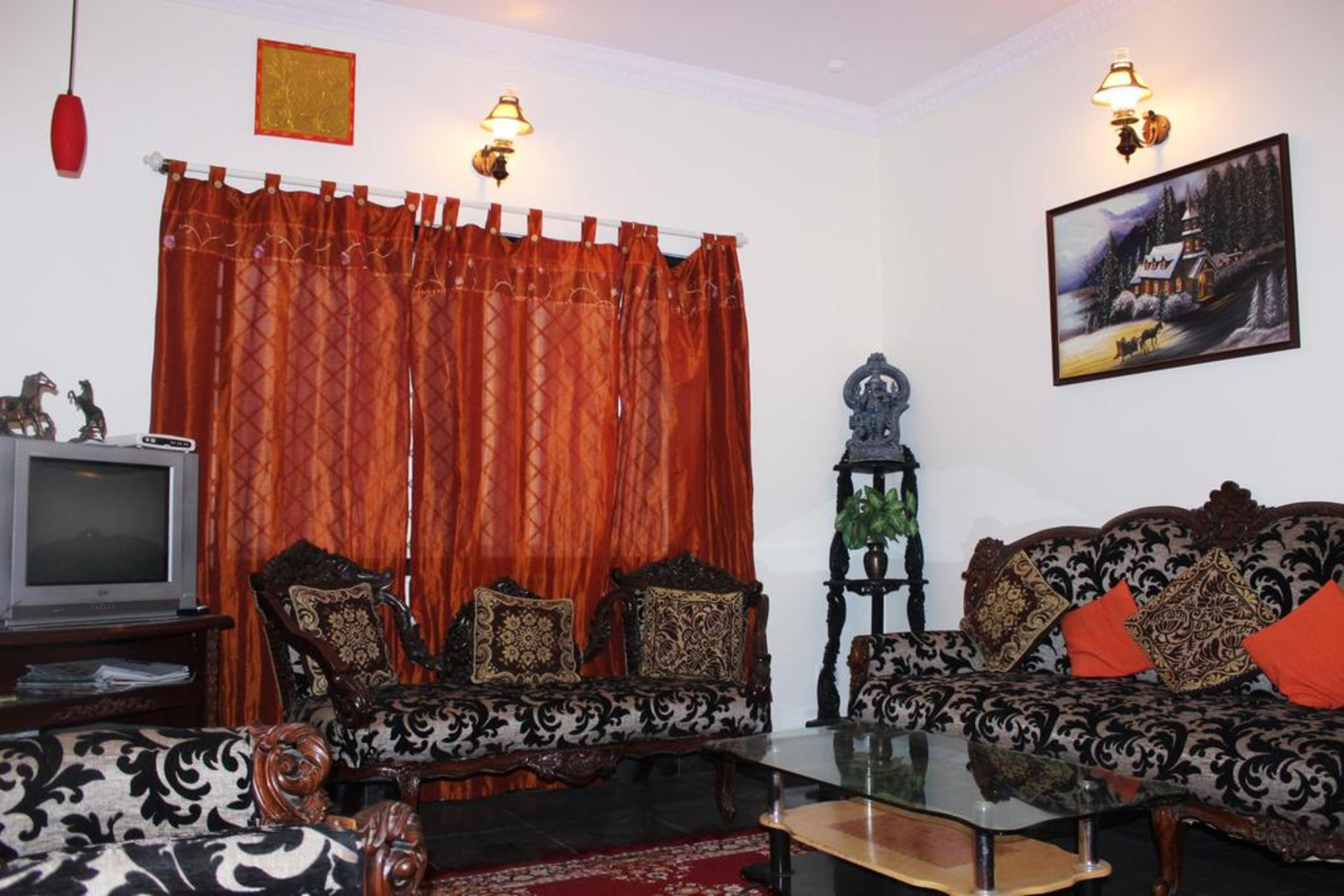 Nachis Bed & Breakfast | Rooms in a Homestay - Tap to explore photos
