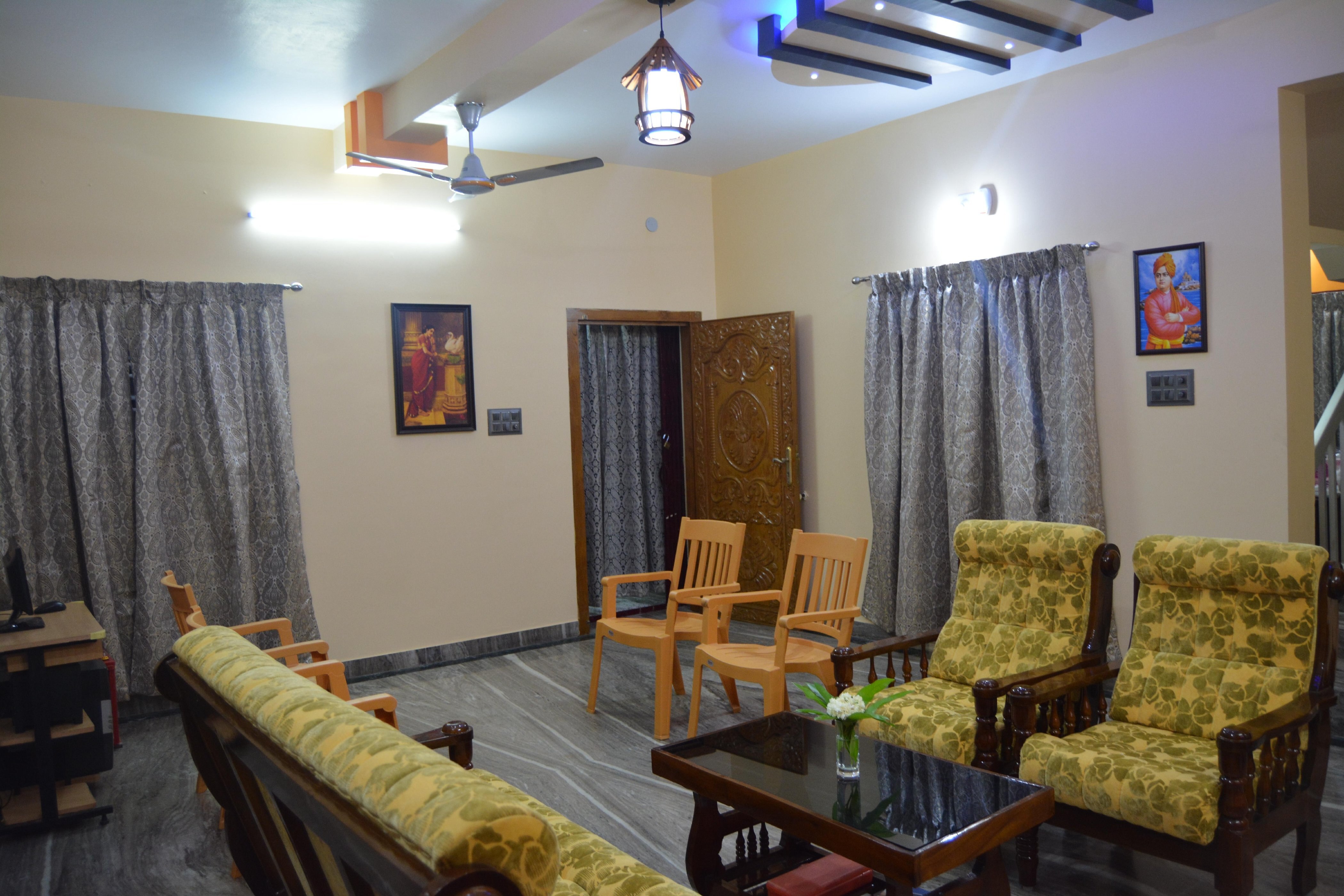 Golden Nest Homestay - Tap to explore photos