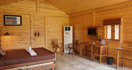 Rockhill Adventures and Resorts Room Type - Russian Wooden Chalet