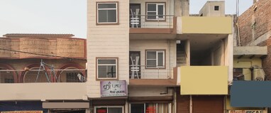 Brij Pushp Guest House