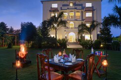WelcomHeritage Ranthambore Mount Valley Resort