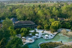 Barahi Jungle Lodge